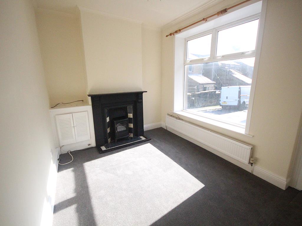 2 bedroom end terrace house To Let in Barnoldswick - IMG_4164.jpg
